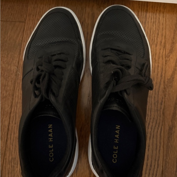 Cole Haan Grand Men's Black Lace-Up Sneakers - Picture 1 of 9